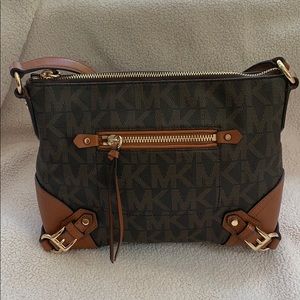Michael Kors Crossbody Bag